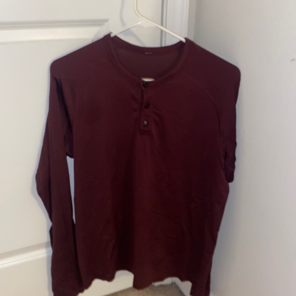 Long sleeve lulu shirt - Picture 1 of 1